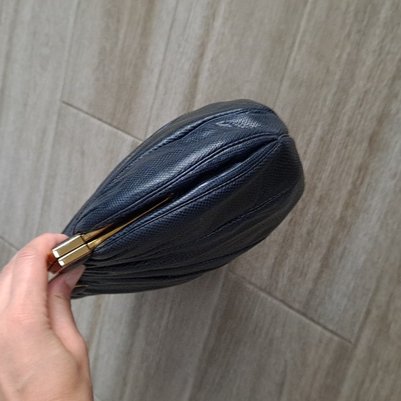 Vintage Judith Leiber bag - Picture 5 of 16